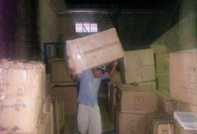 Aduana y Fiscalía intervienen 5 galpones