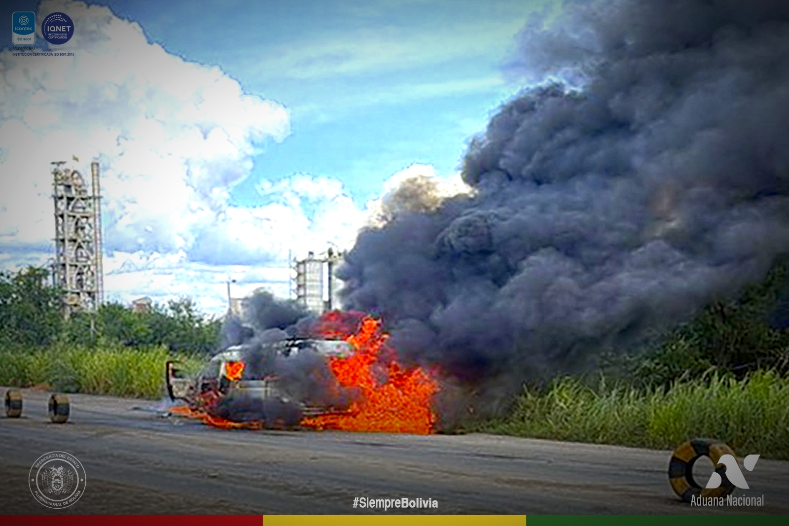 Operativo contra el contrabando en Santa Cruz termina con enfrentamientos y destrucción de vehículo