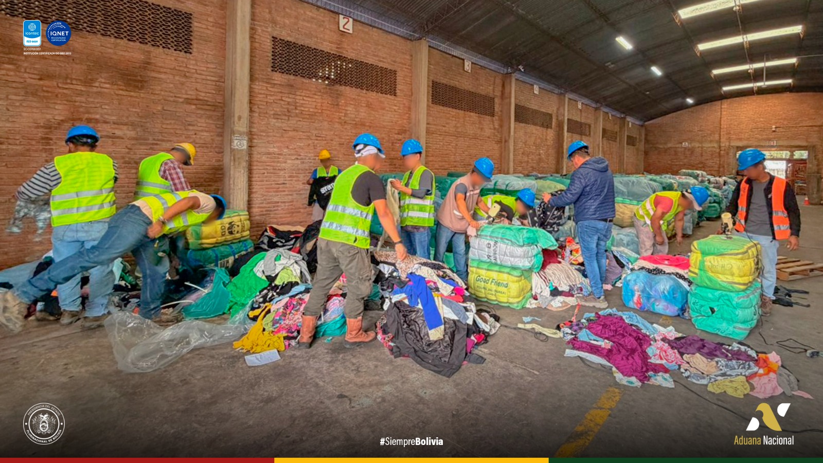 La Aduana Nacional inutiliza mercancía perecedera y prendería usada en Santa Cruz