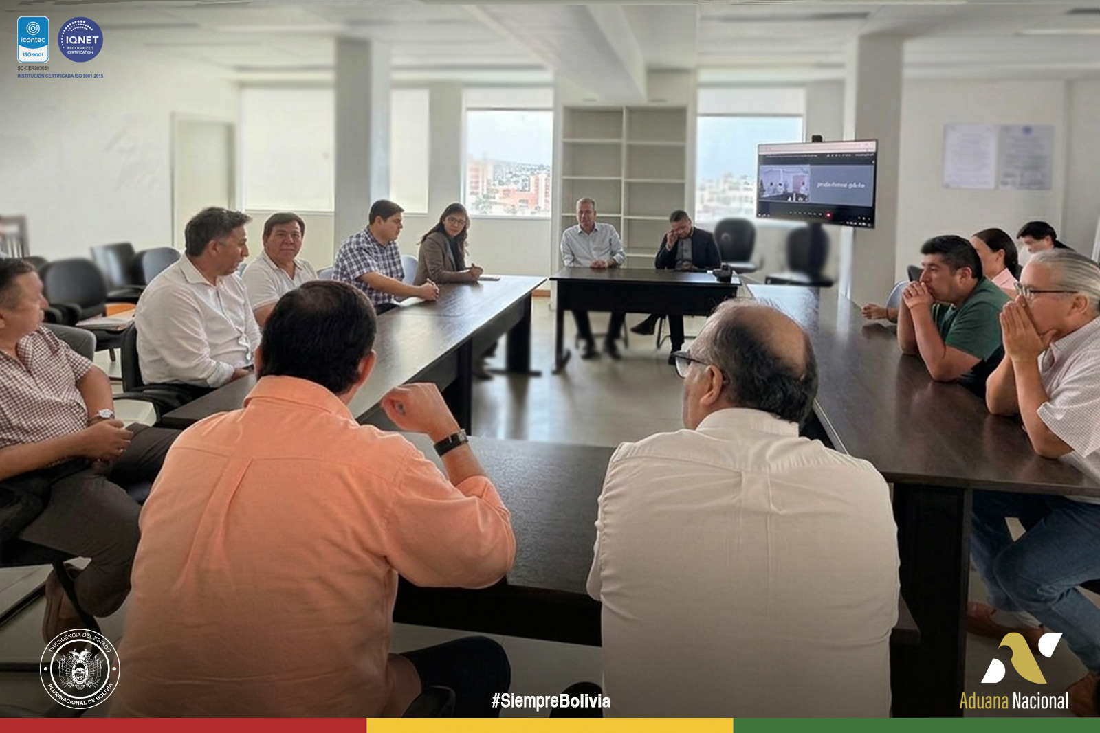 Aduana Nacional y Cámara de Transporte del Oriente abren diálogo sobre desafíos del sector pesado