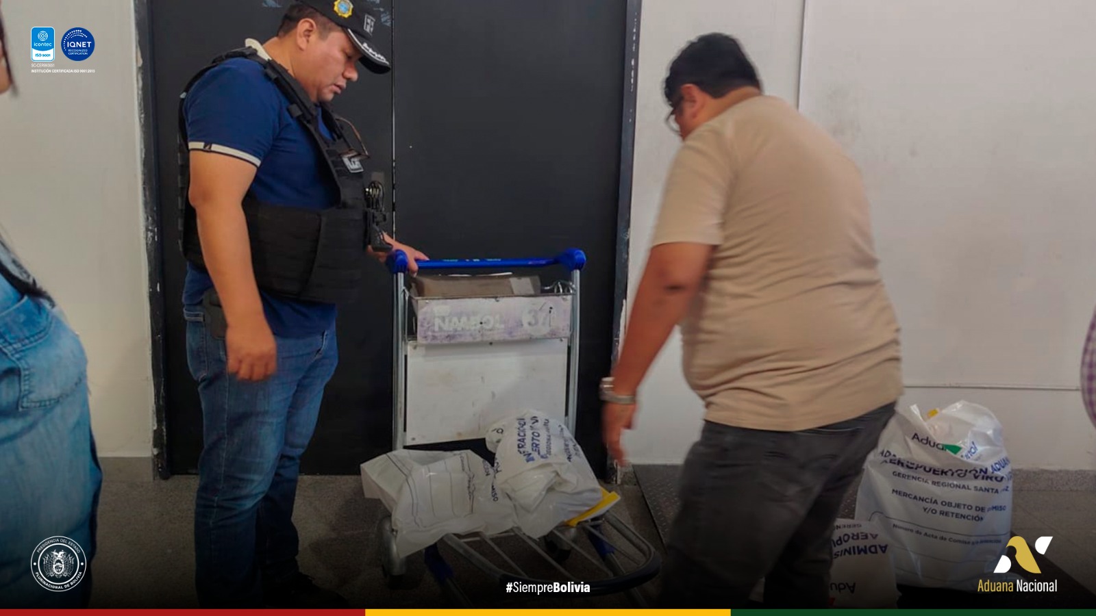 Aduana Nacional detecta partes y accesorios de armas de fuego de alto calibre en el Aeropuerto Internacional de Viru Viru