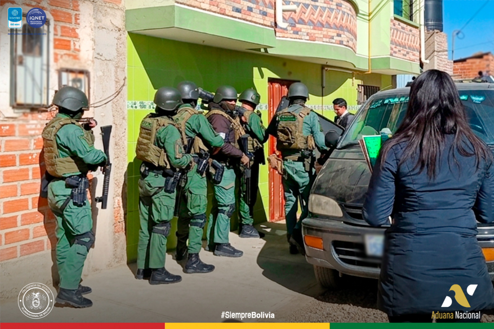Aduana Nacional decomisa siete toneladas de prendería usada de Contrabando en operativo realizado en Oruro