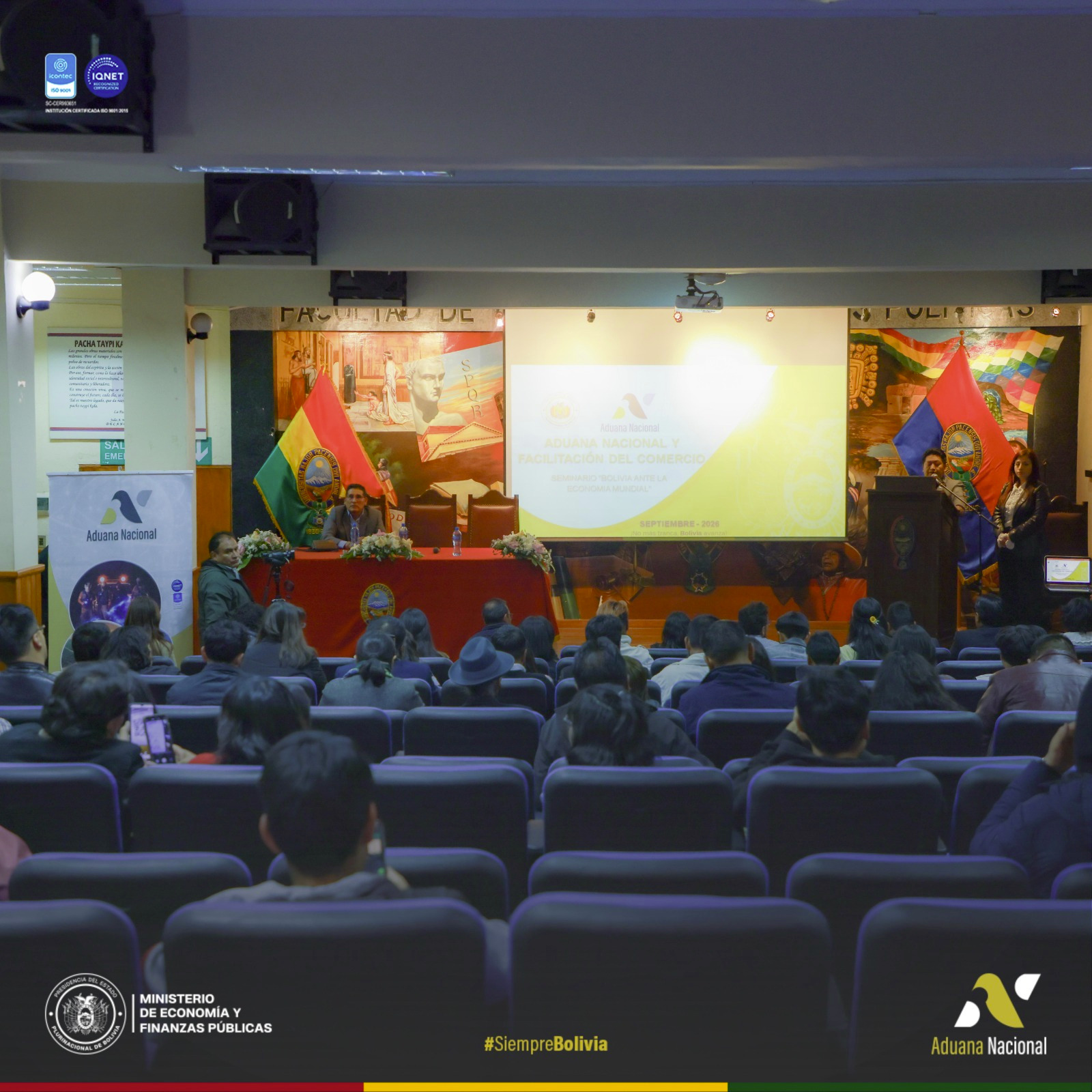 Aduana Nacional promueve el intercambio de conocimientos sobre comercio exterior y tecnología