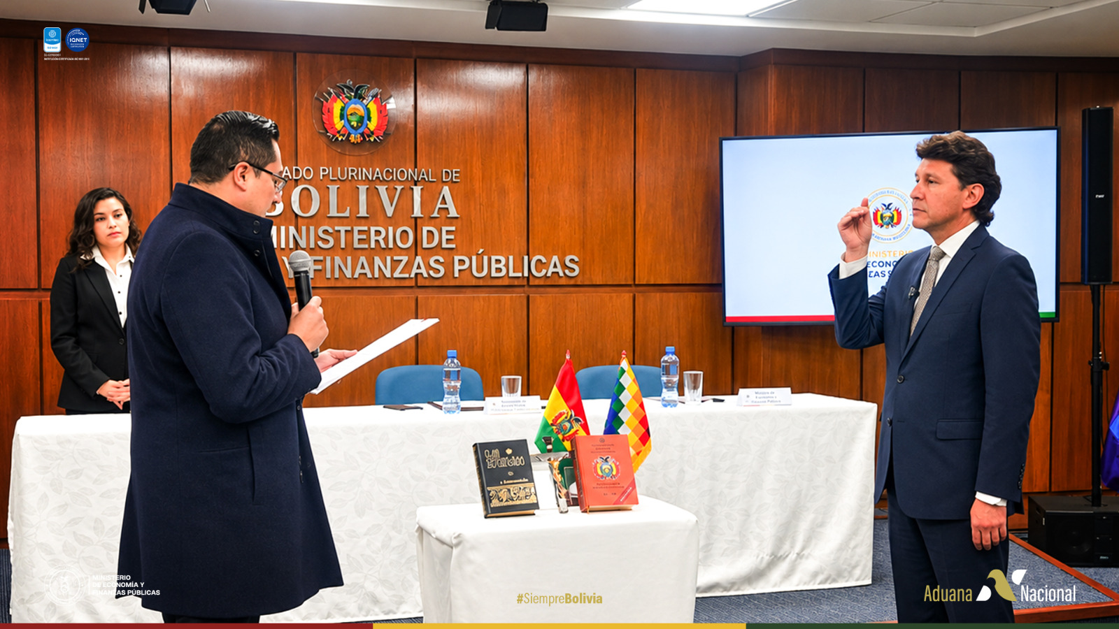 Álvaro Arias asume la Presidencia Ejecutiva Interina de la Aduana Nacional y prioriza la institucionalización y la agilización de trámites