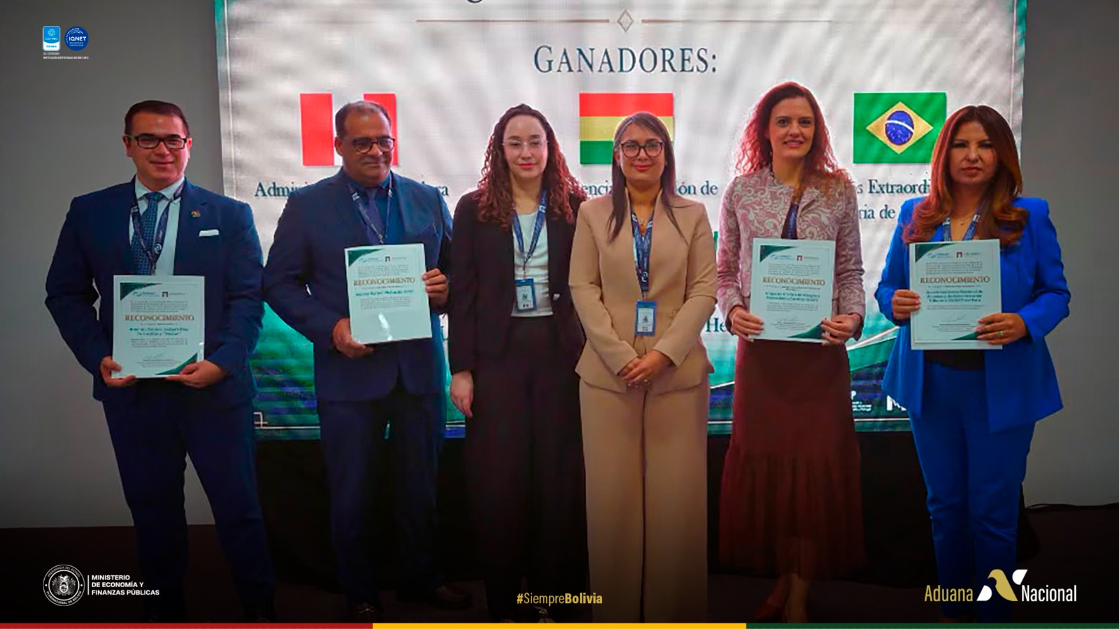 La Aduana Nacional recibe reconocimiento internacional por su excelencia en gestión de crisis