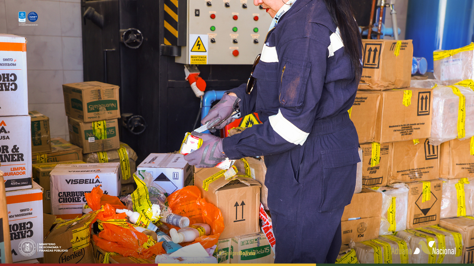 Aduana Nacional inutiliza más de 60 toneladas de mercancía de contrabando